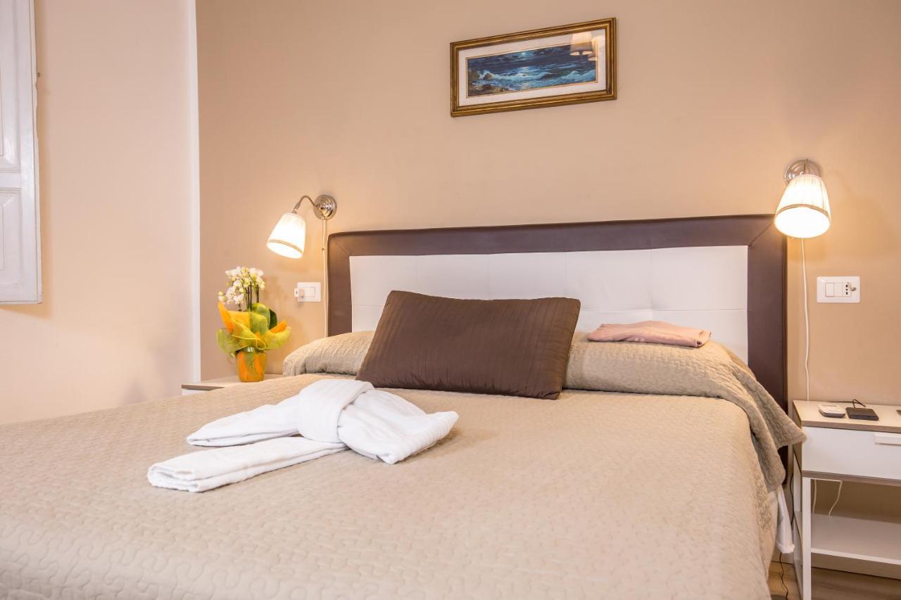 900 Liberty Rooms Rome Bagian luar foto